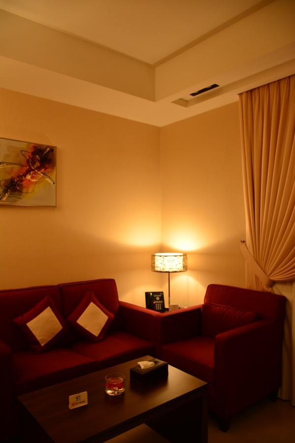 Home Inn Hotel Suites Al-Khobar Eksteriør bilde
